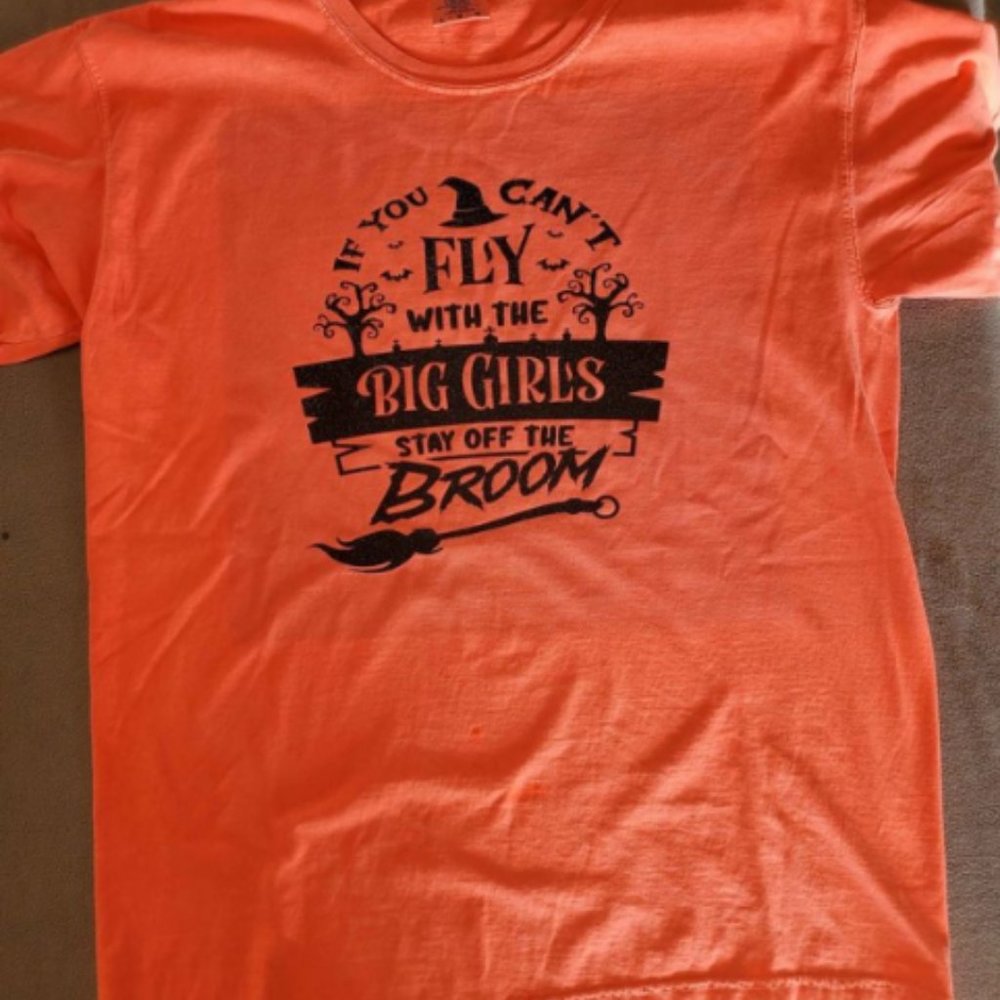 Women's Short Sleeve Tee with Graphics